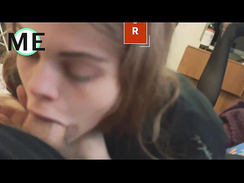 ❤️ Kurkkumulkku, revityt sukkahousut ja revityt korkokengät kiva tavata Kaunis porno at us ❌